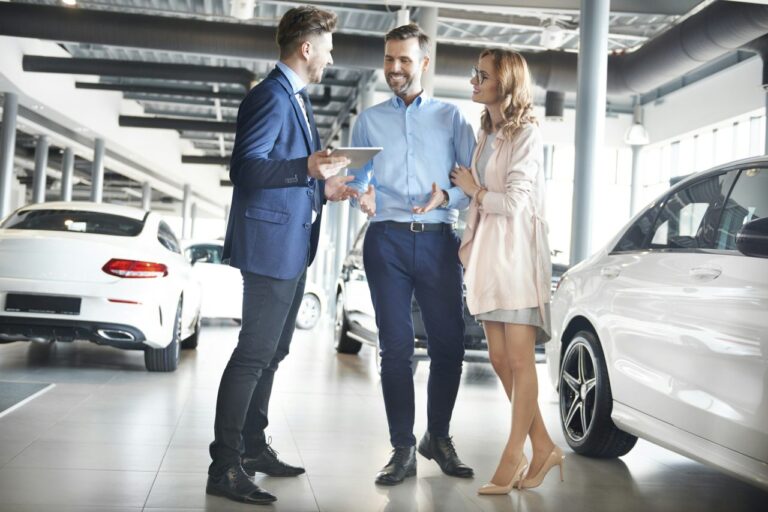 The Future of Car Rentals: How Electric Vehicles are Shaping the Market
